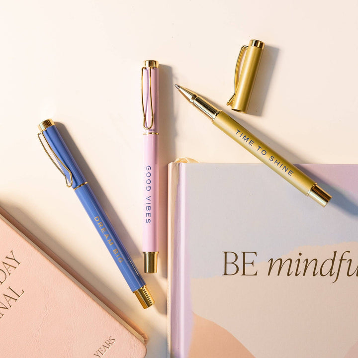Holy Girl Pen Set